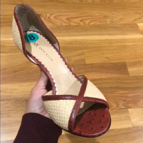 Anne Klein maroon and tan heels! - Picture 3 of 5